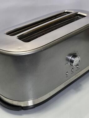 KitchenAid KMT4116CU 4 Slice Long Slot Toaster w High Lift Lever Contour Silver